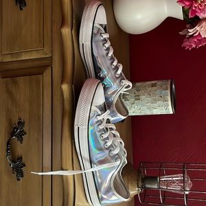 Women’s iridescent converse worn once. Size 10